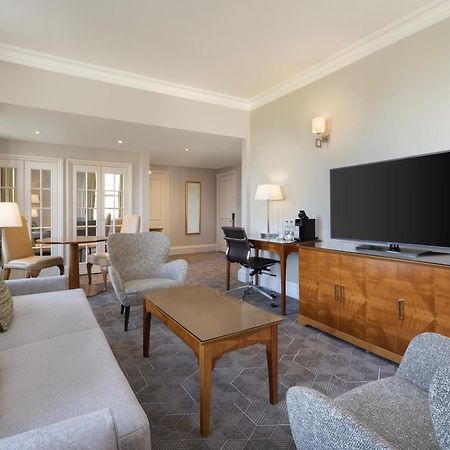 Delta Hotels By Marriott Birmingham Bagian luar foto