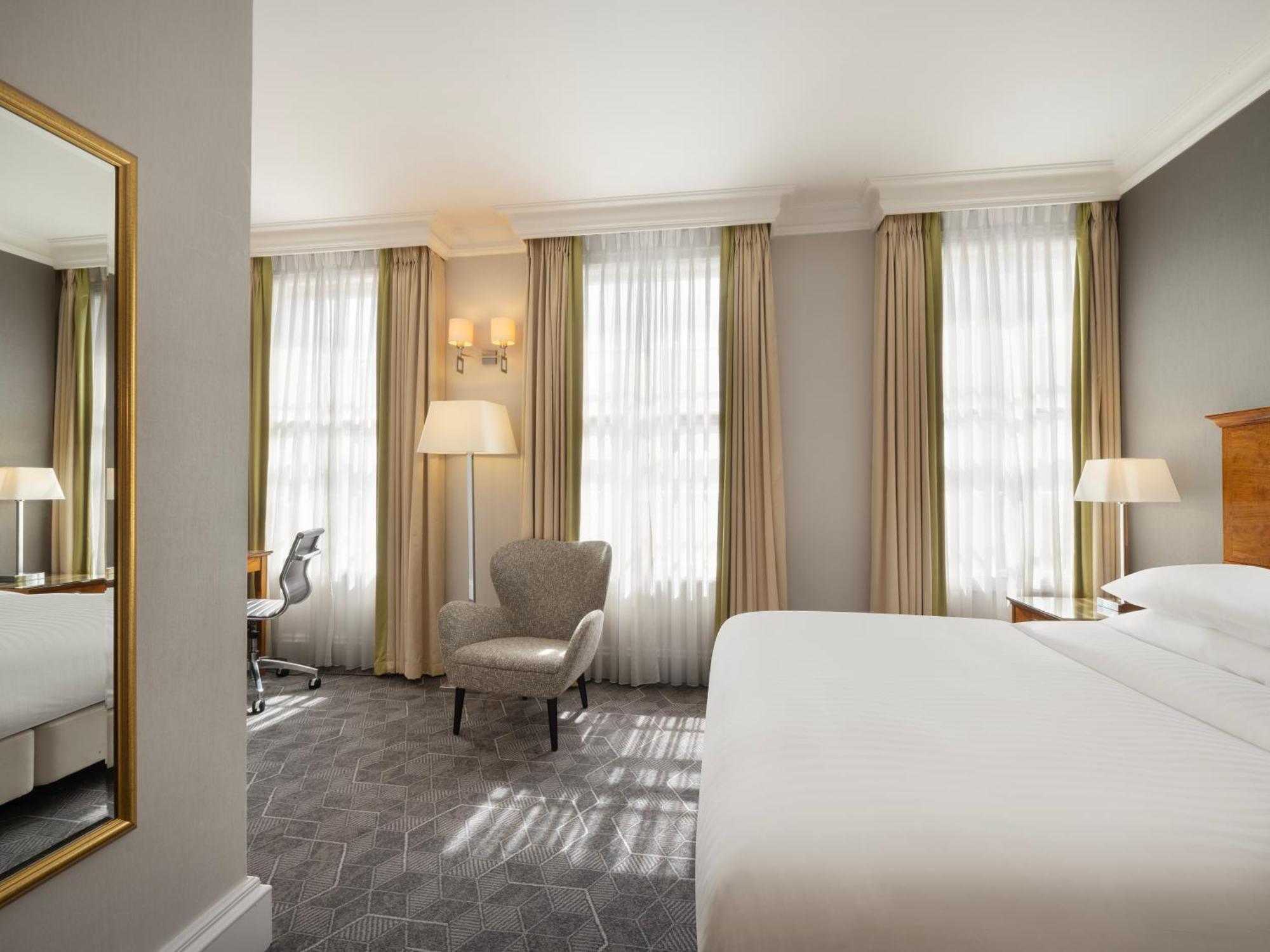 Delta Hotels By Marriott Birmingham Bagian luar foto