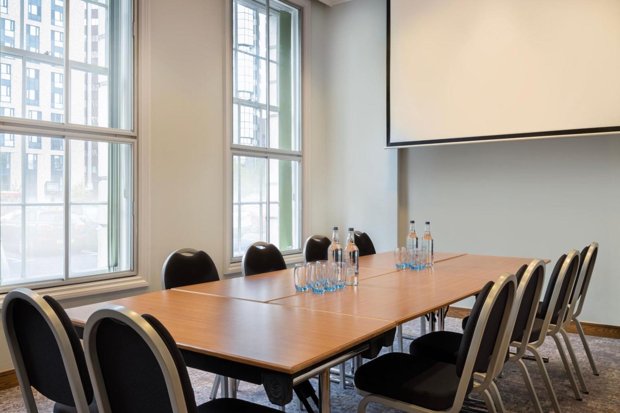Delta Hotels By Marriott Birmingham Bagian luar foto